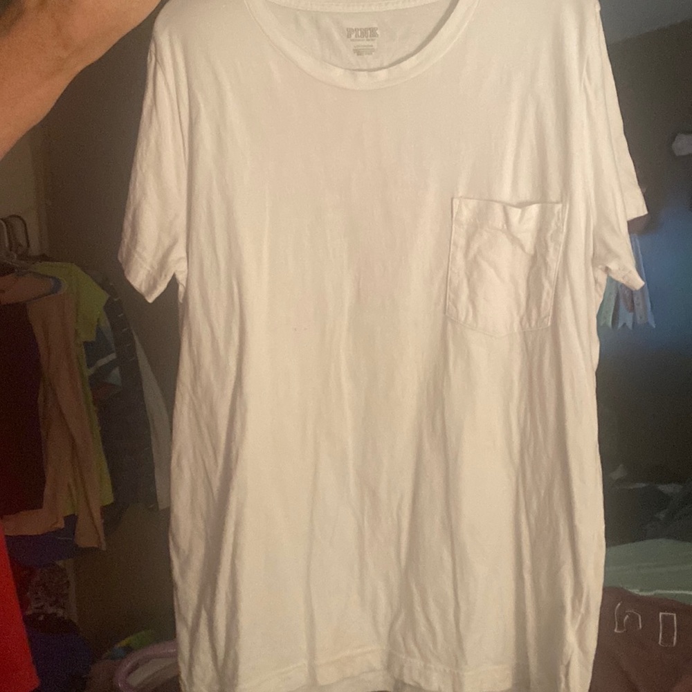 VS PINK shirt only wore one time. Size large oversized pet and smoke free home